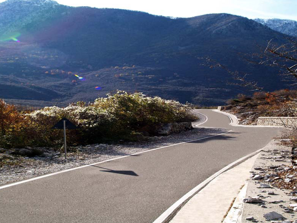 Asphalting of Dedaj – Boge road